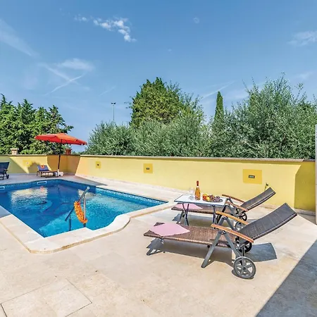 Gorgeous In With House Sea View Dom wakacyjny Pula