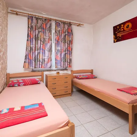 4 Bedroom Lovely In * 풀라